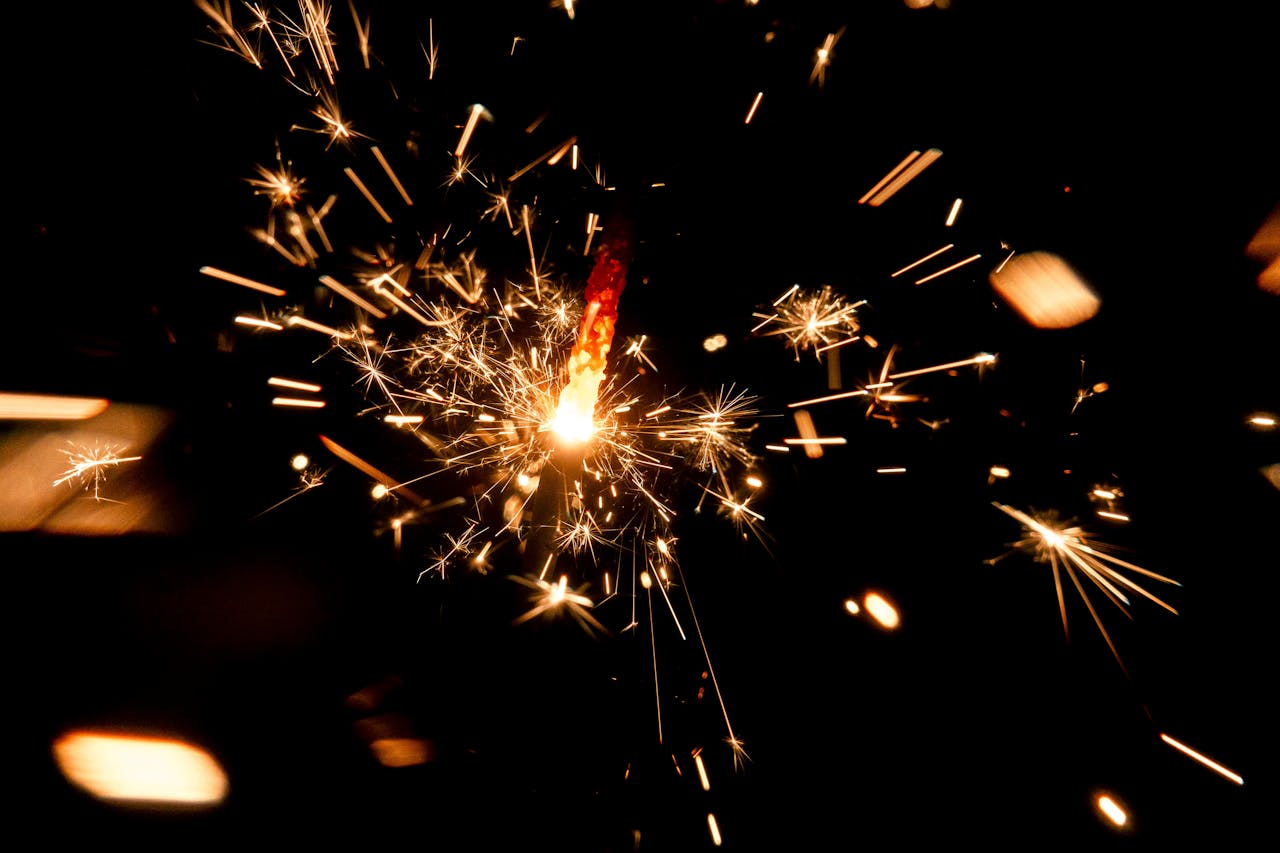 莎阿南夜传神秘爆炸巨响