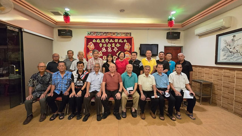 而连突新义山管委会 清明节祭总坟缅怀先贤