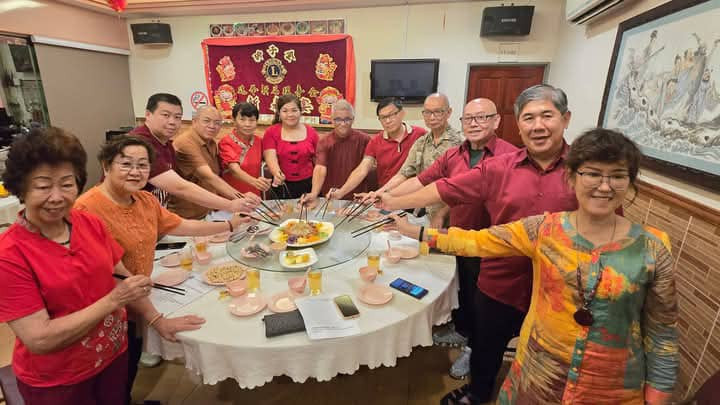 而连突与吉挠狮会 联办晚宴理事改选