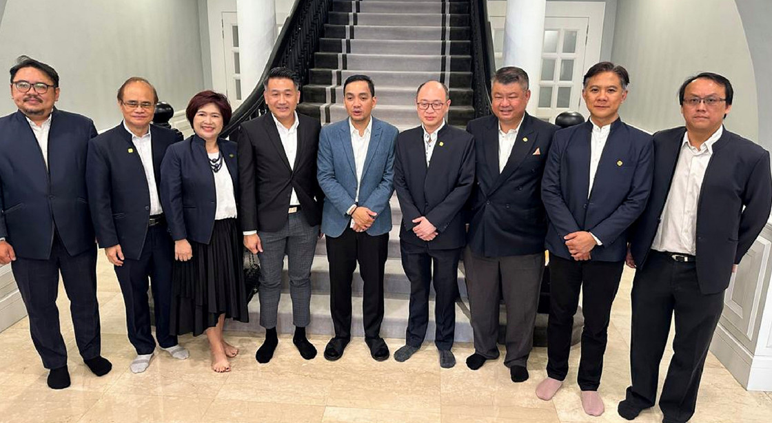 八秩峥嵘薪火相传 新山中总开创新格局