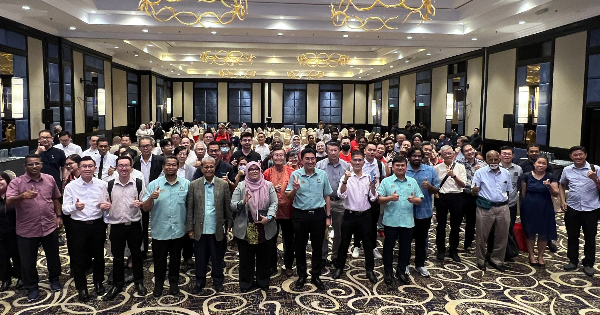 逾百人出席公账会公听会 抨私立医院乱收费