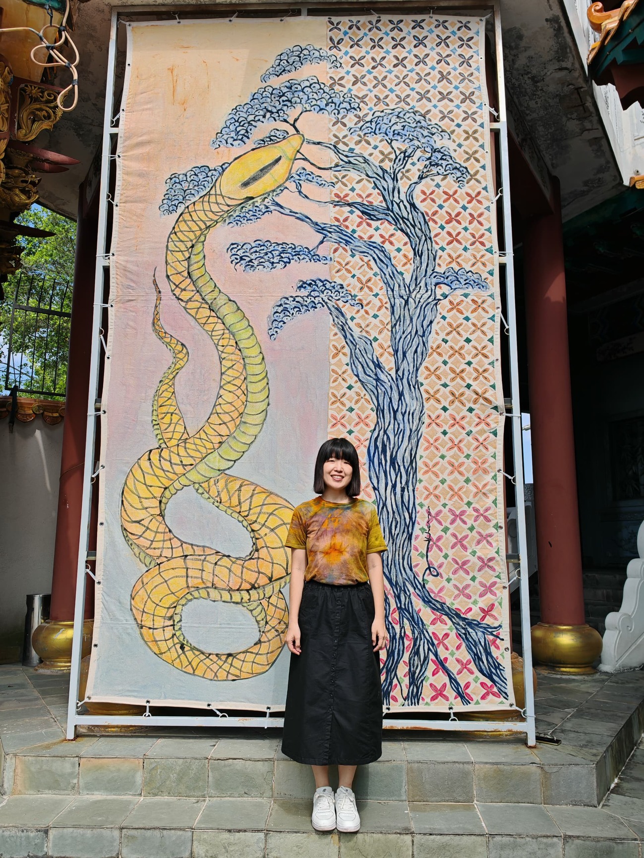 克服恐惧挥笔绘蛇 郭柔莹越怕越要突破