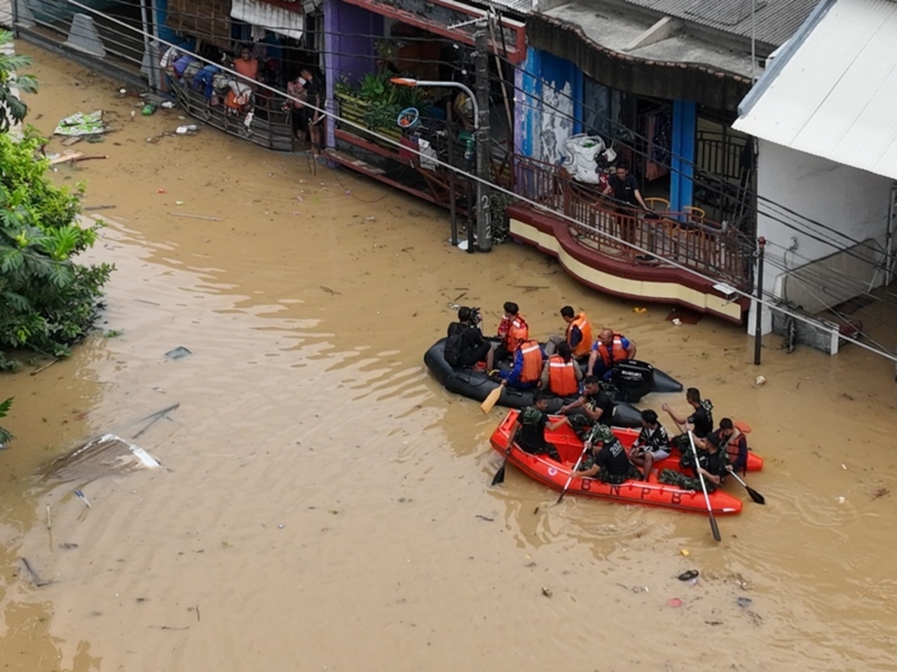 水淹最高8公尺 雅加达暴雨逾万人撤离
