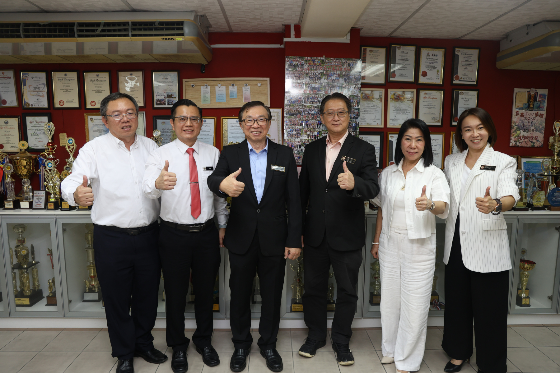 82校参赛创纪录 华理会杯催生辩论学会