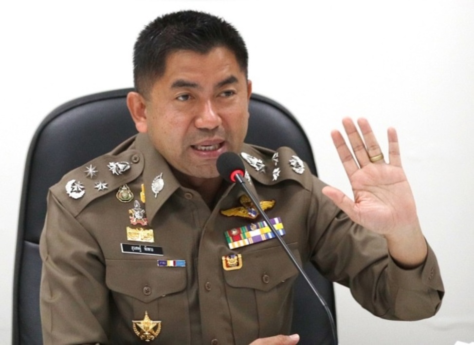 涉非法赌博及欺诈 泰副警总长被开除