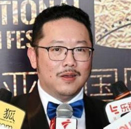 何晋亿