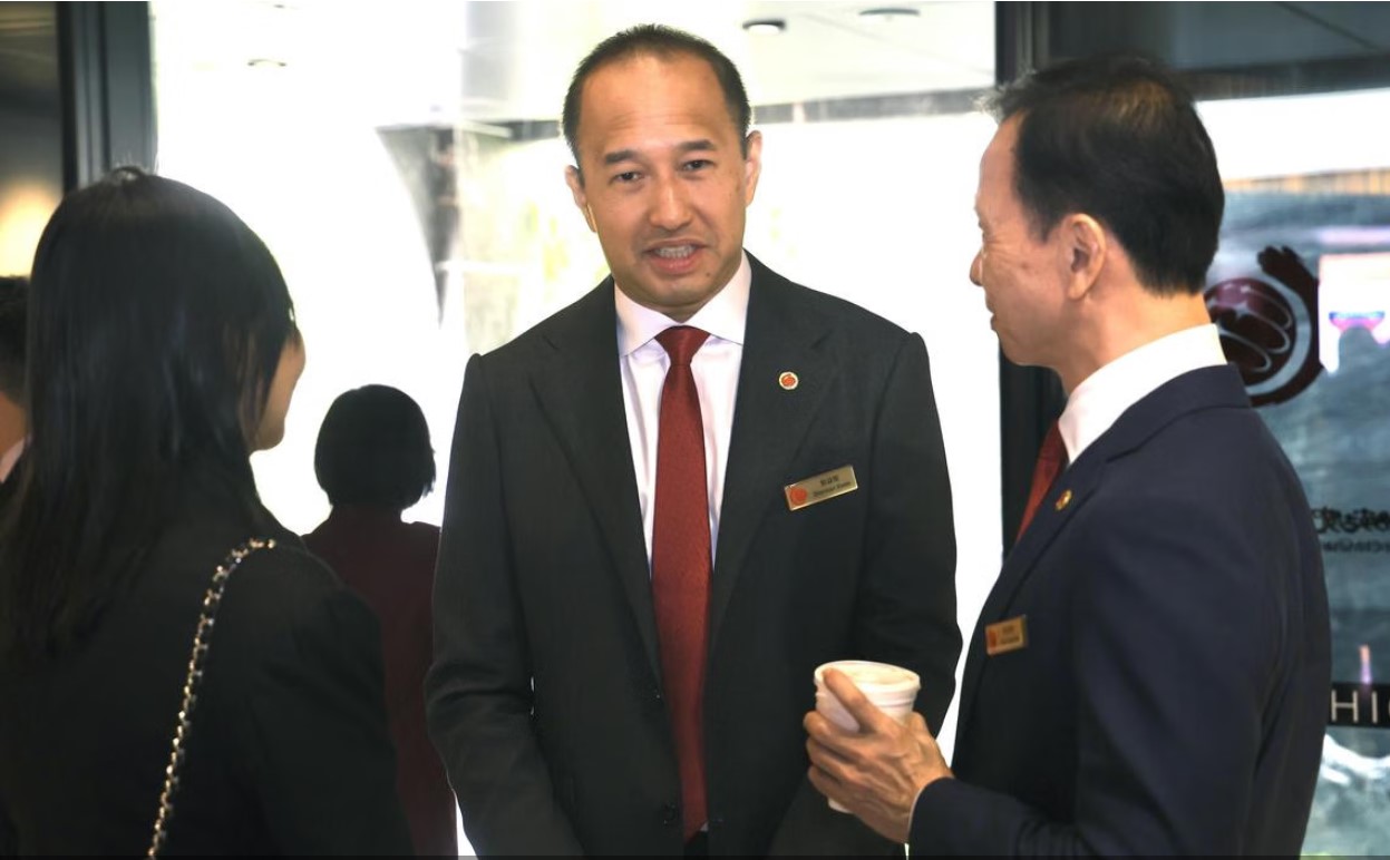 【城市发展爆发家族内斗】郭令明终止法律行动 郭益智:感激父亲
