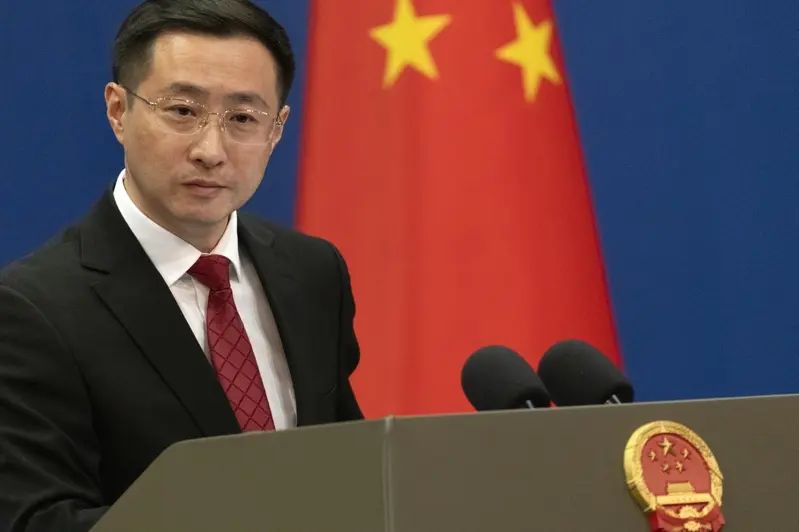 中马签署互免签证协议  中国外交部:进一步促进交流