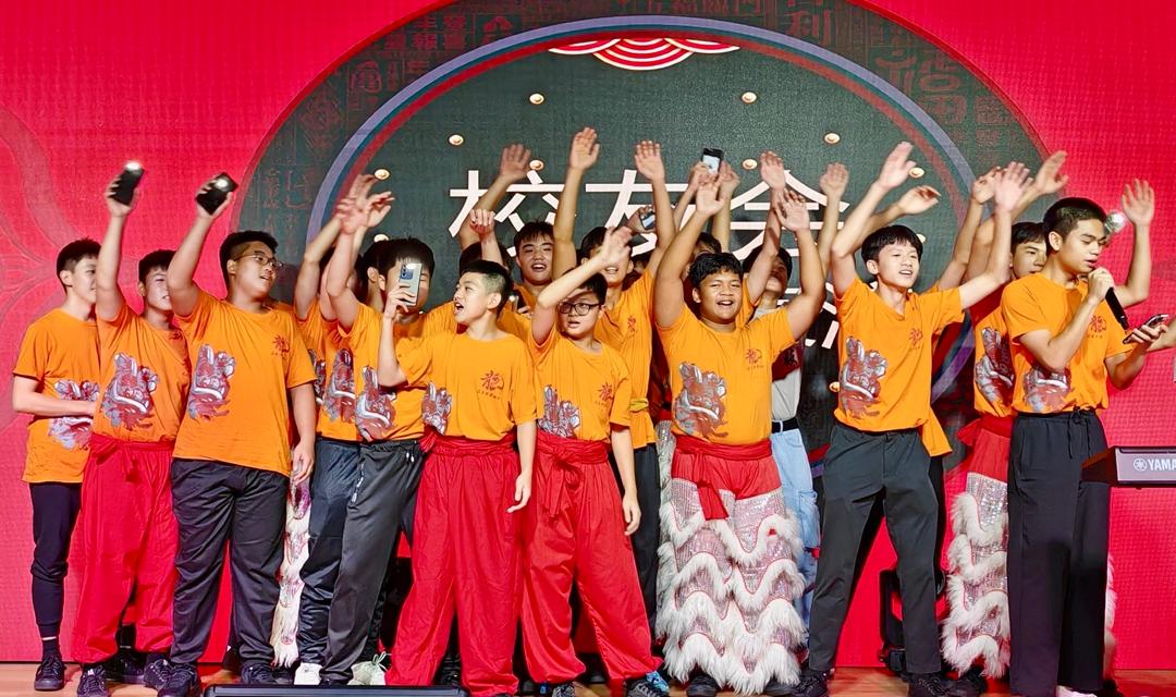 巴生,中华独中,龙狮采青,贺岁