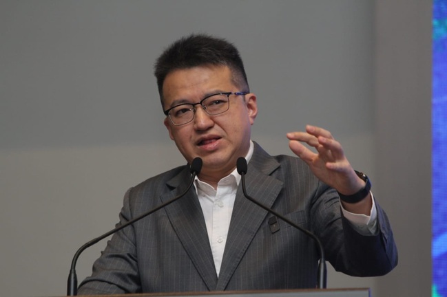 刘镇东:减少人才外流 大马需劳动力改革