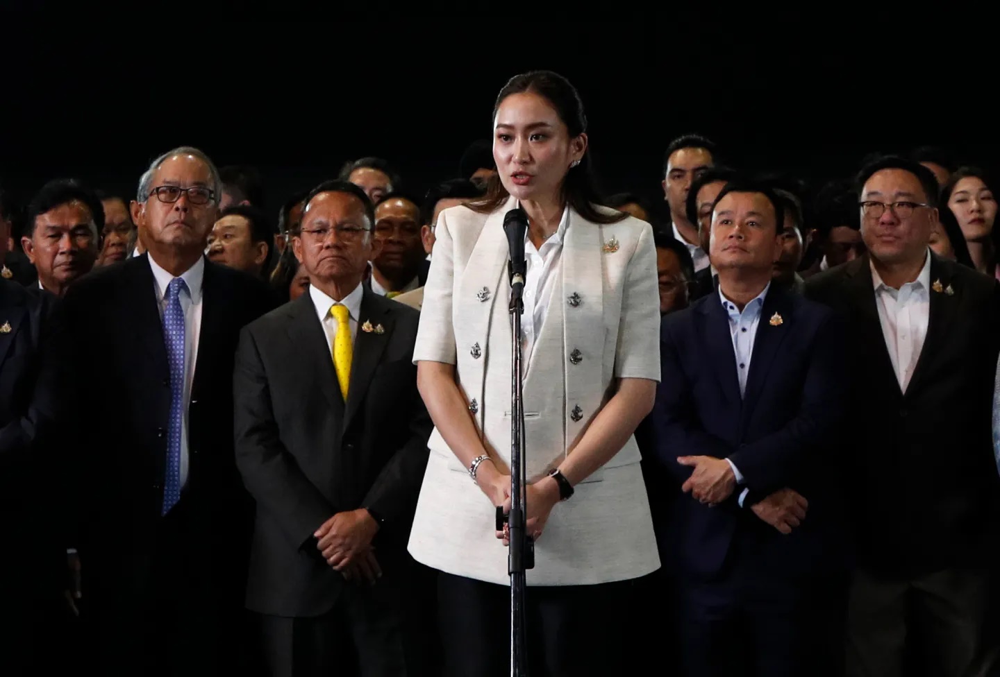 泰反对党启动不信任动议辩论 执政党下令“不准死不准病”