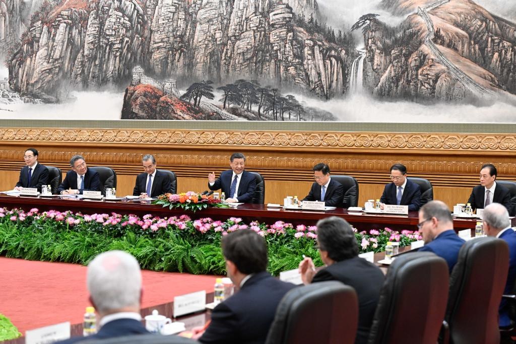 习近平据报本月末晤全球顶尖企业高管