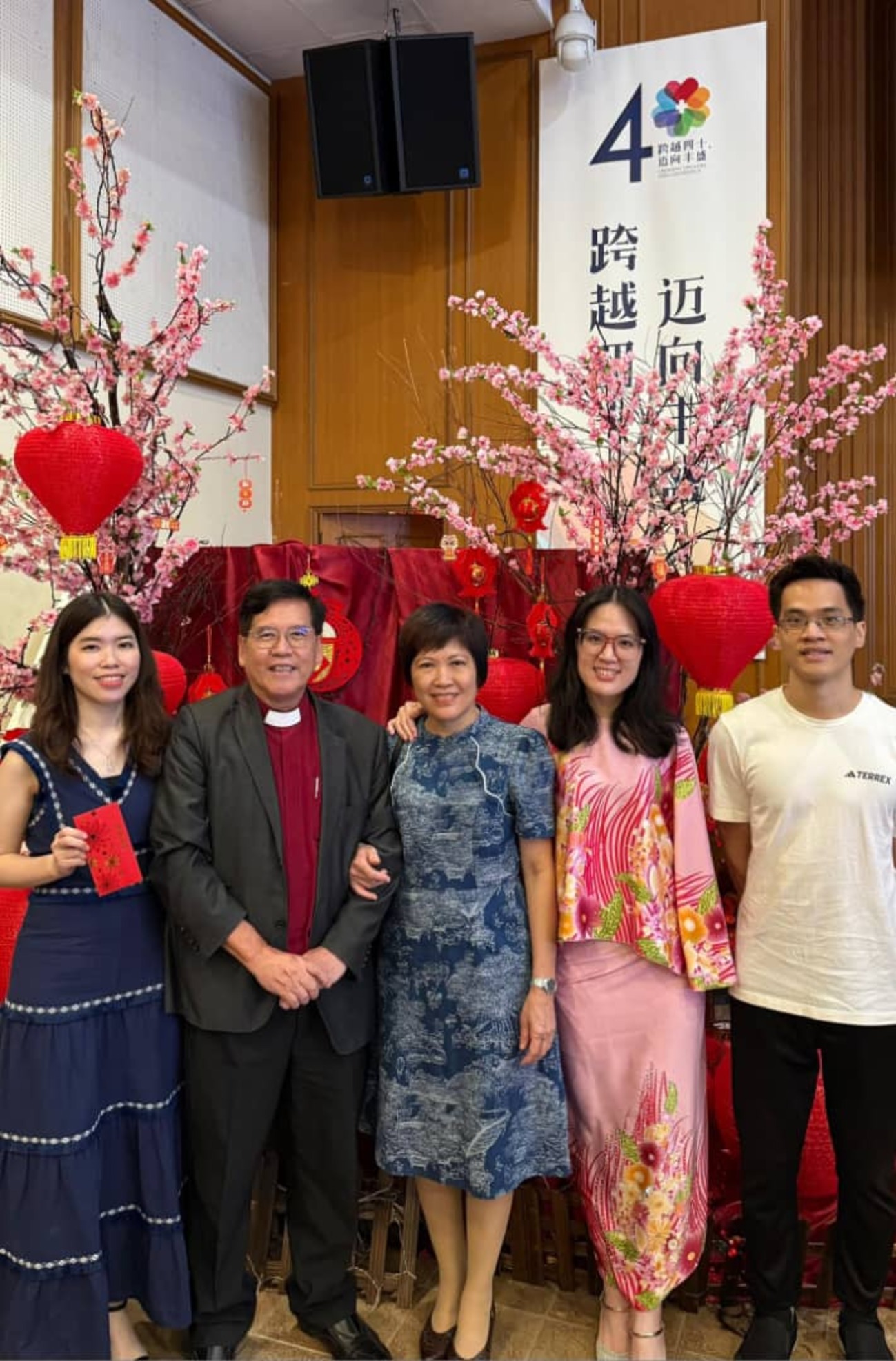 永恒的团圆哪里找？/曾桂梅