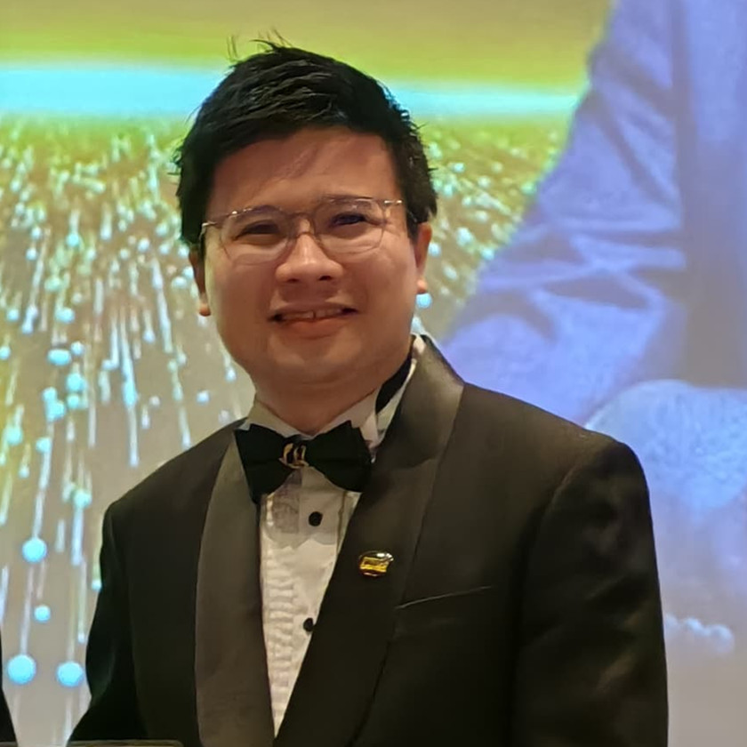 潘伟杰