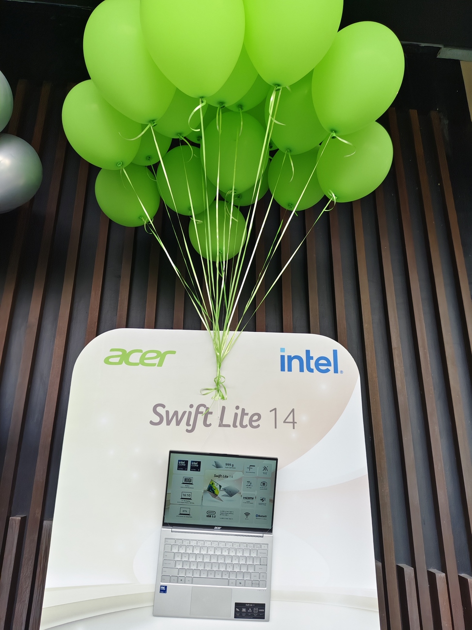 Acer swift 14 lite