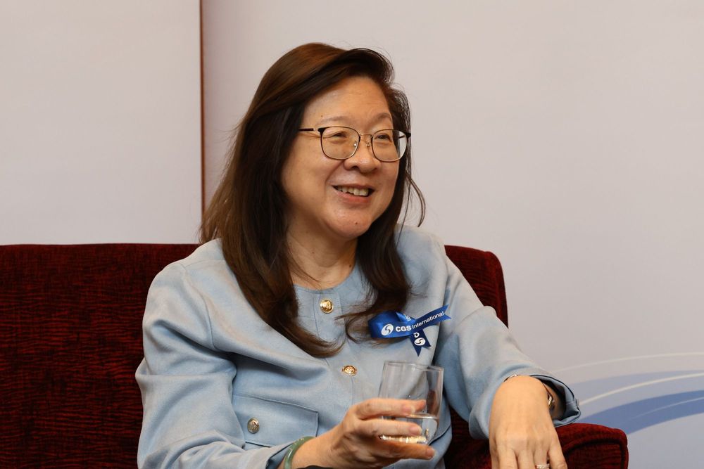 银河国际证券集团总执行长冯瑞亮