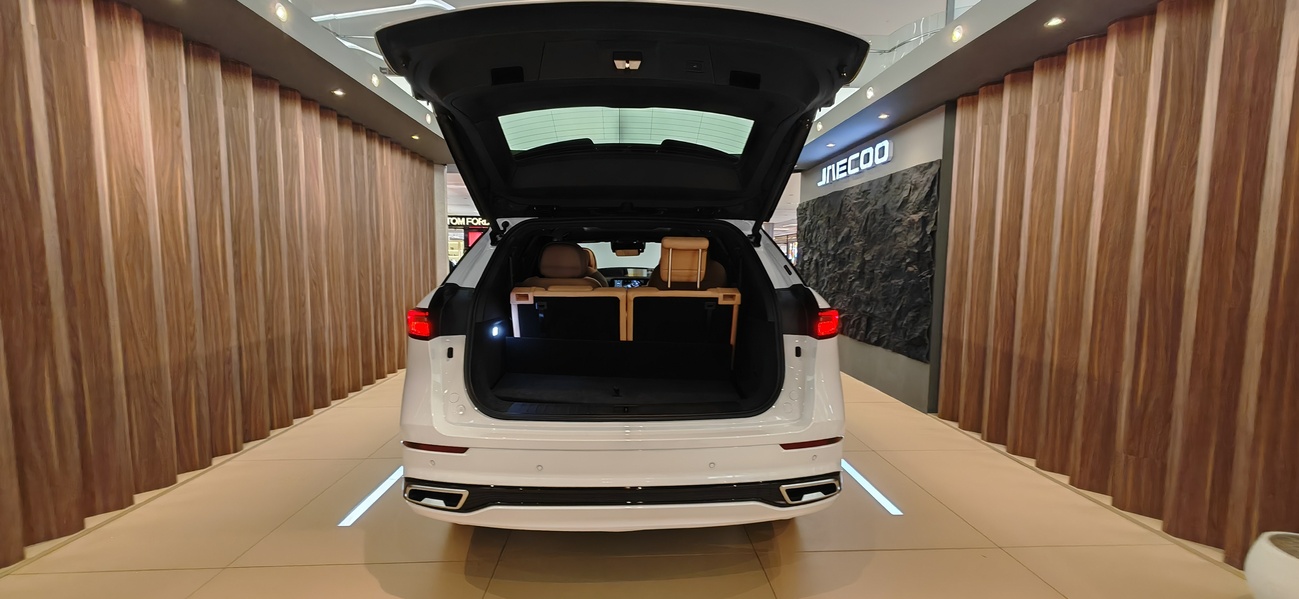 JAECOO J8 高端越野SUV(作者提供)