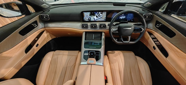 JAECOO J8 高端越野SUV(作者提供)