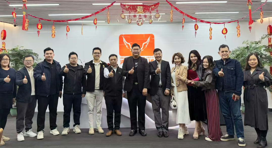 贵宾考察团访鸿威集团 共商清真产业合作机遇