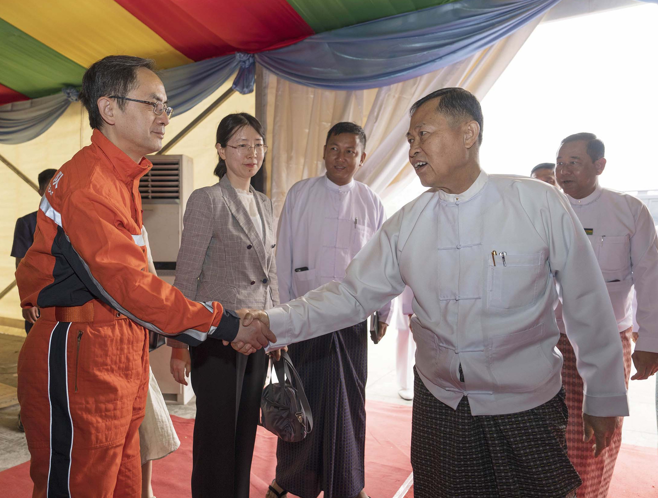 缅强震中国人6死13伤