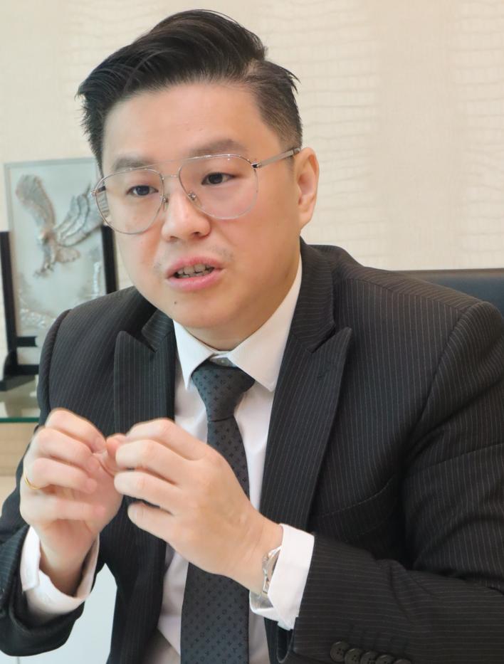 本地专司处理离婚事务律师陈尚永（Chris Chin）