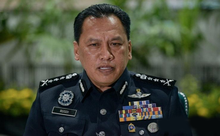 汽车电池爆炸引发传言 警否认KLIA附近油站遭炸弹攻击