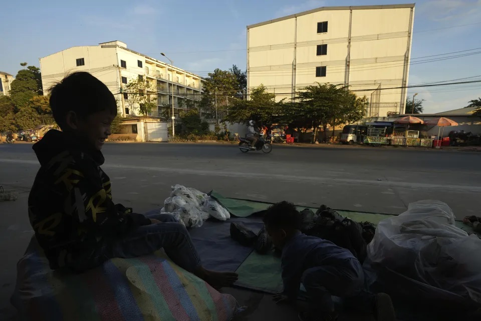 台湾179名诈骗犯遣送中国 台驻外代表处争取回台受审