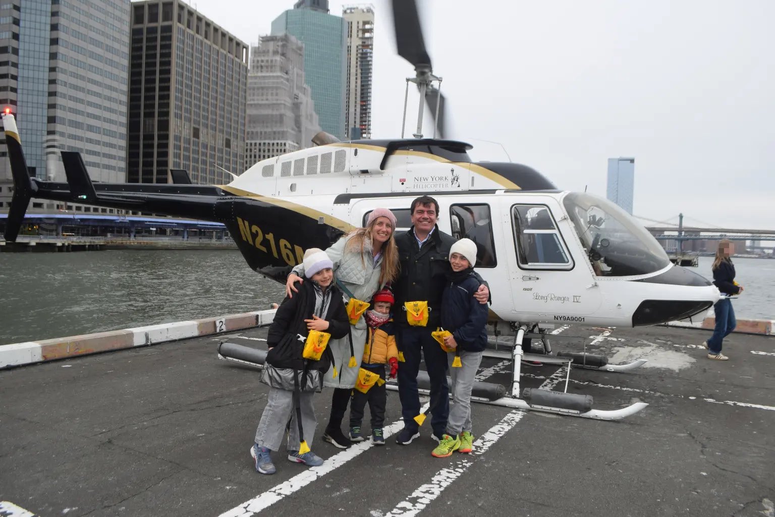 【视频】西门子执行长一家5口游纽约坠机亡 全家最后身影曝光