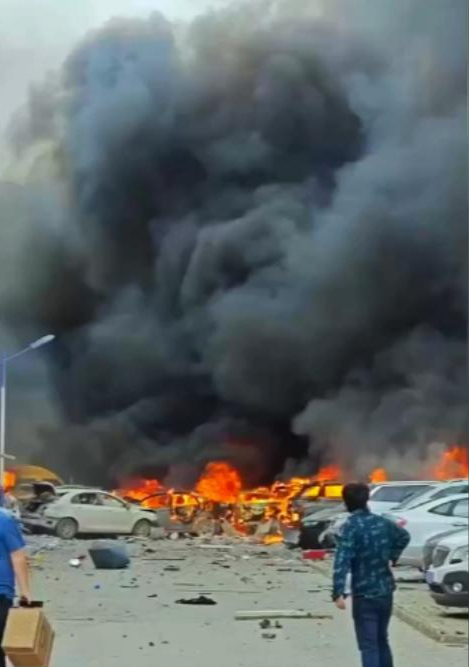 太原小区爆炸(取自《北京日报》微博)