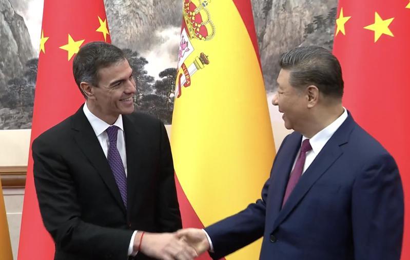 才宣布减进口美国电影 中国与西班牙签署电影合作文件