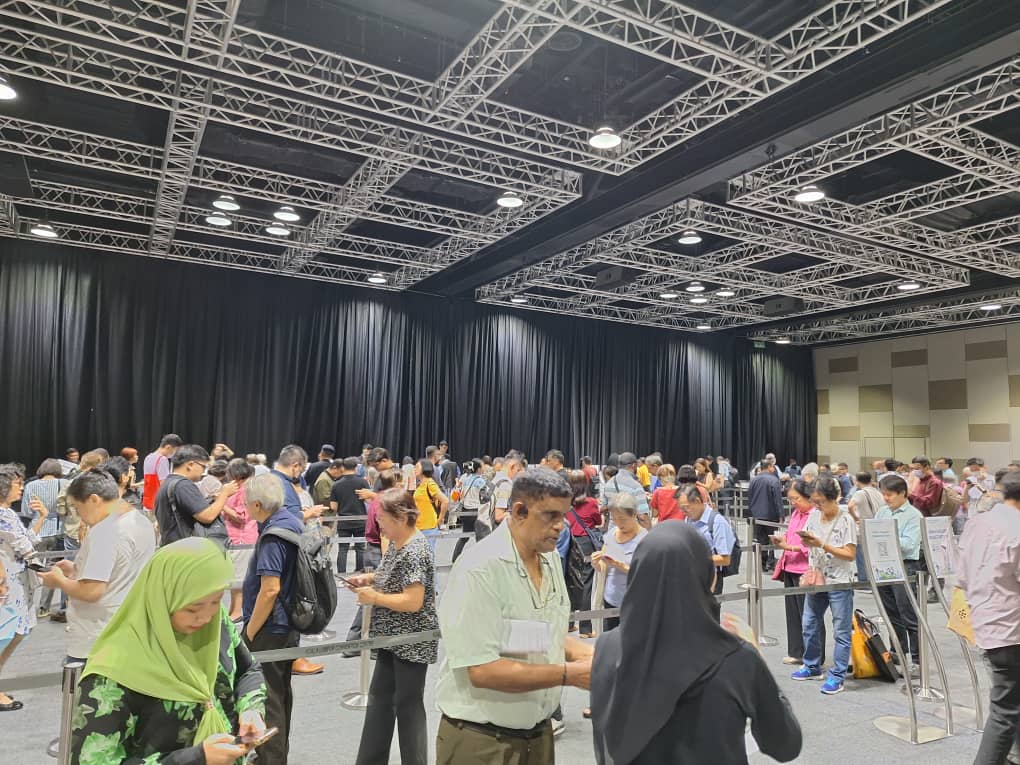 国油石化股东大会