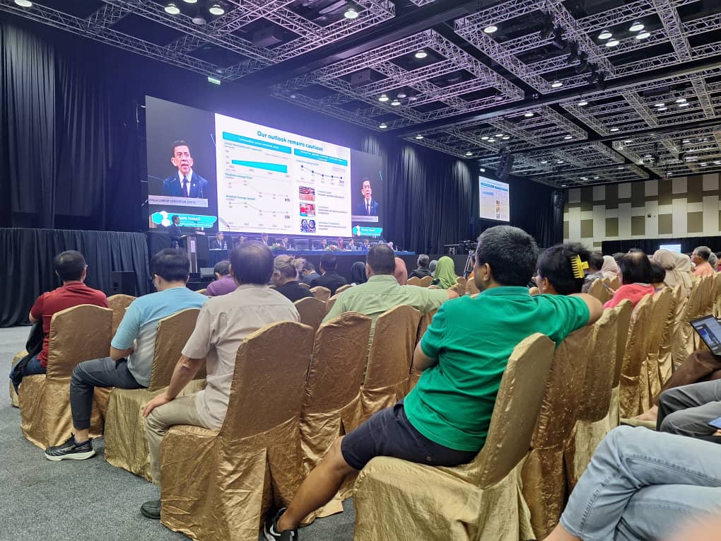 国油石化股东大会