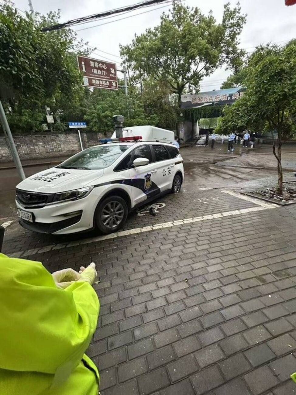 疑缅北通缉犯拒捕杀警 浙江台州街头爆枪击案
