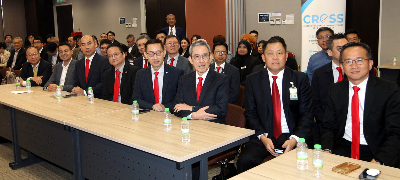 吴逸平:助中小企应对财困 政府可设低息紧急救助金