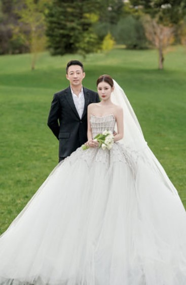 汪小菲與馬筱梅在北京舉行婚禮(取自微博)