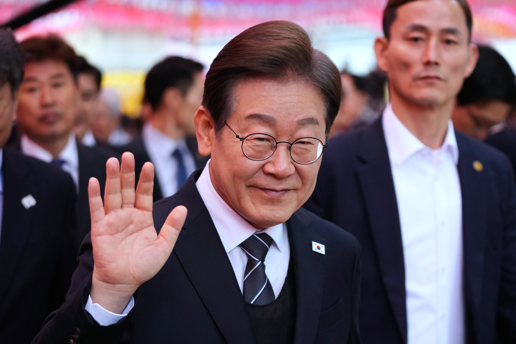 宣布韩国总统竞选纲领 李在明:将恢复与朝鲜沟通