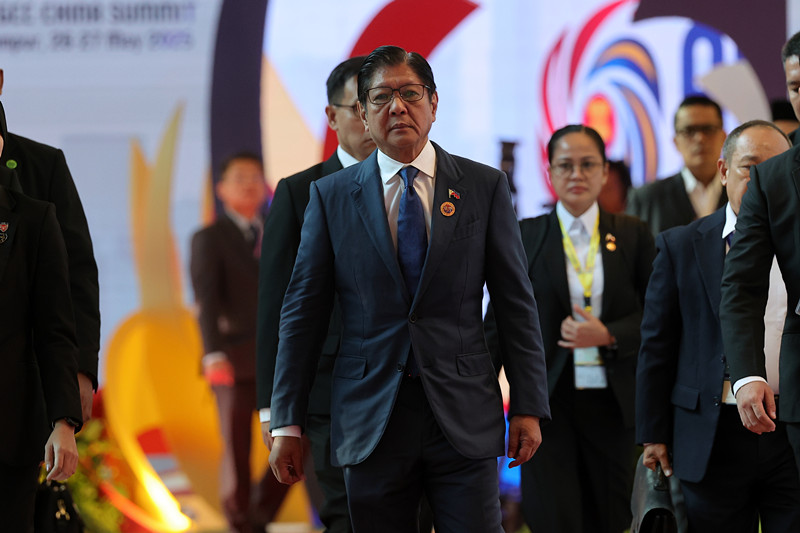 小马可斯拒辞职 菲律宾总参谋长:绝不政变