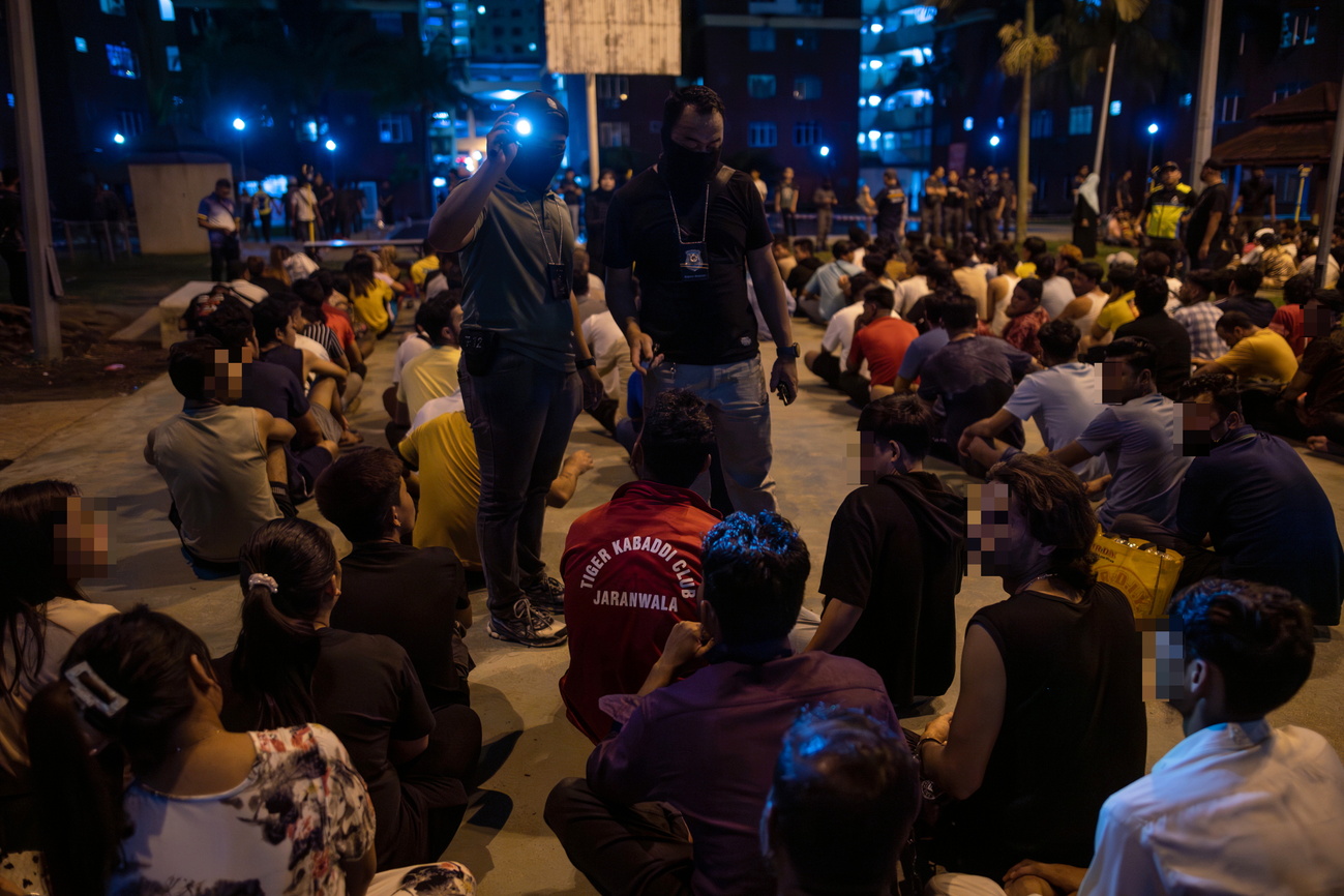 非法移民冒充大马人  唱不出国歌当场露馅
