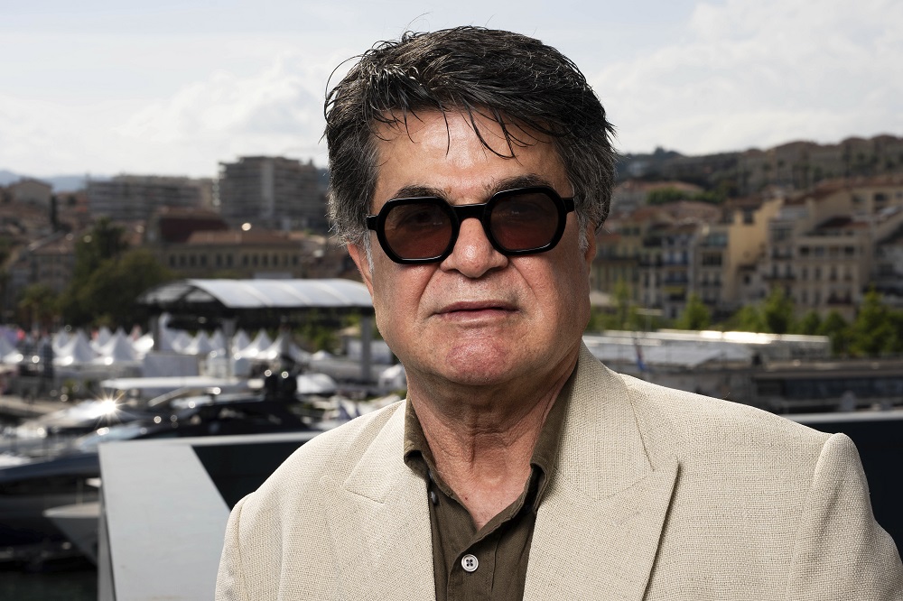 伊朗导演贾法潘纳希 Jafar Panahi