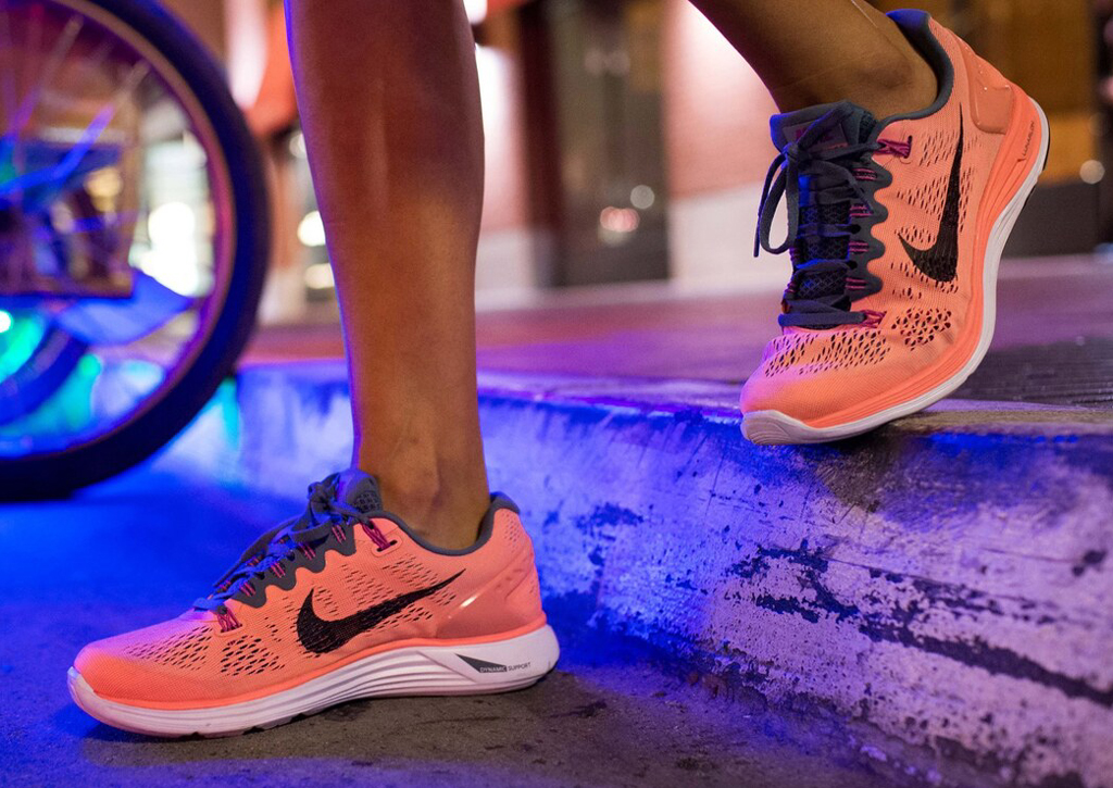 奢侈品牌 运动鞋 跑步鞋 Nike（图取自Nike脸书）