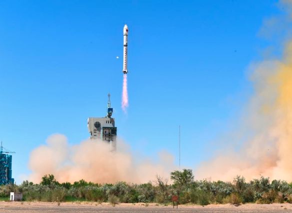 【视频】全球首个算力卫星星座发射成功 中国开启太空AI时代