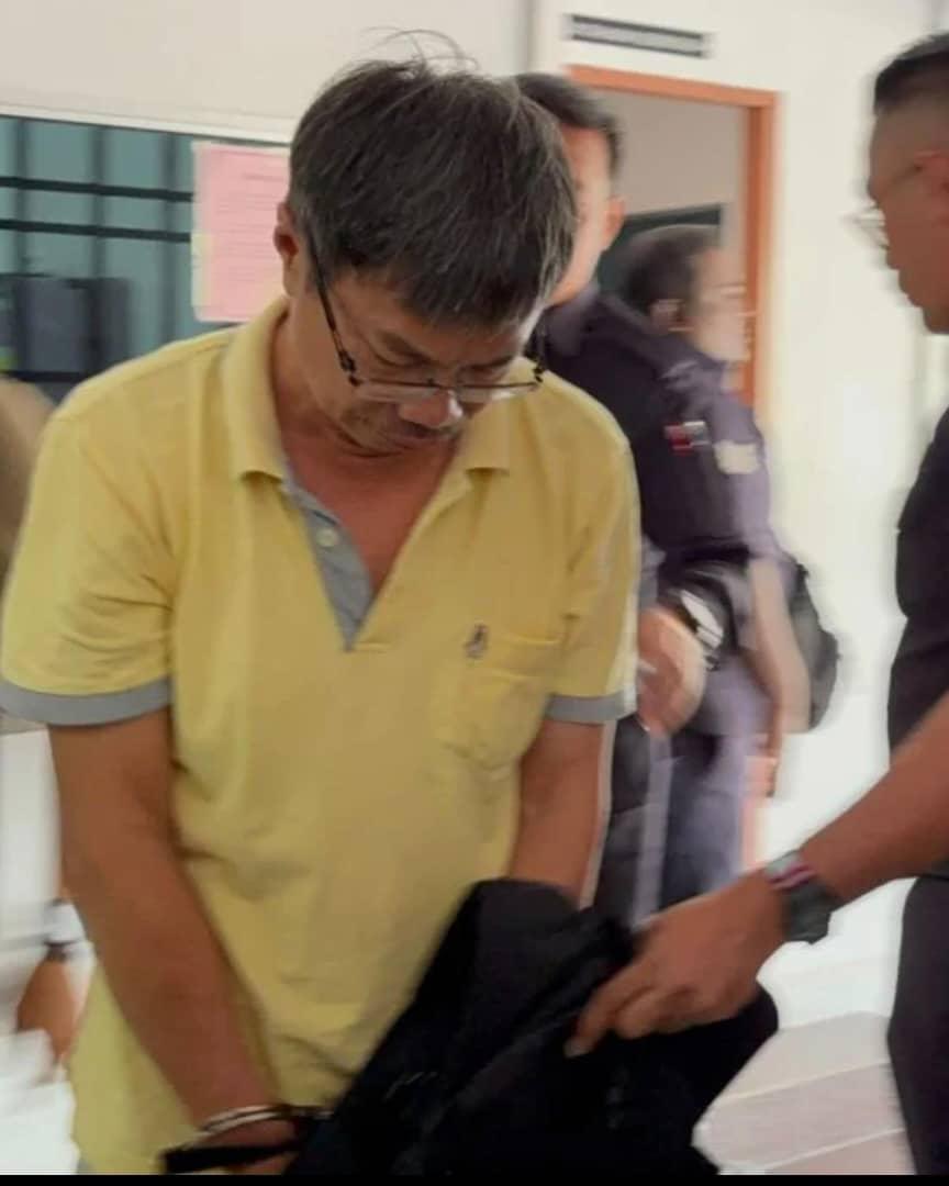 5岁男童校车内窒息亡 司机被控触犯儿童法令