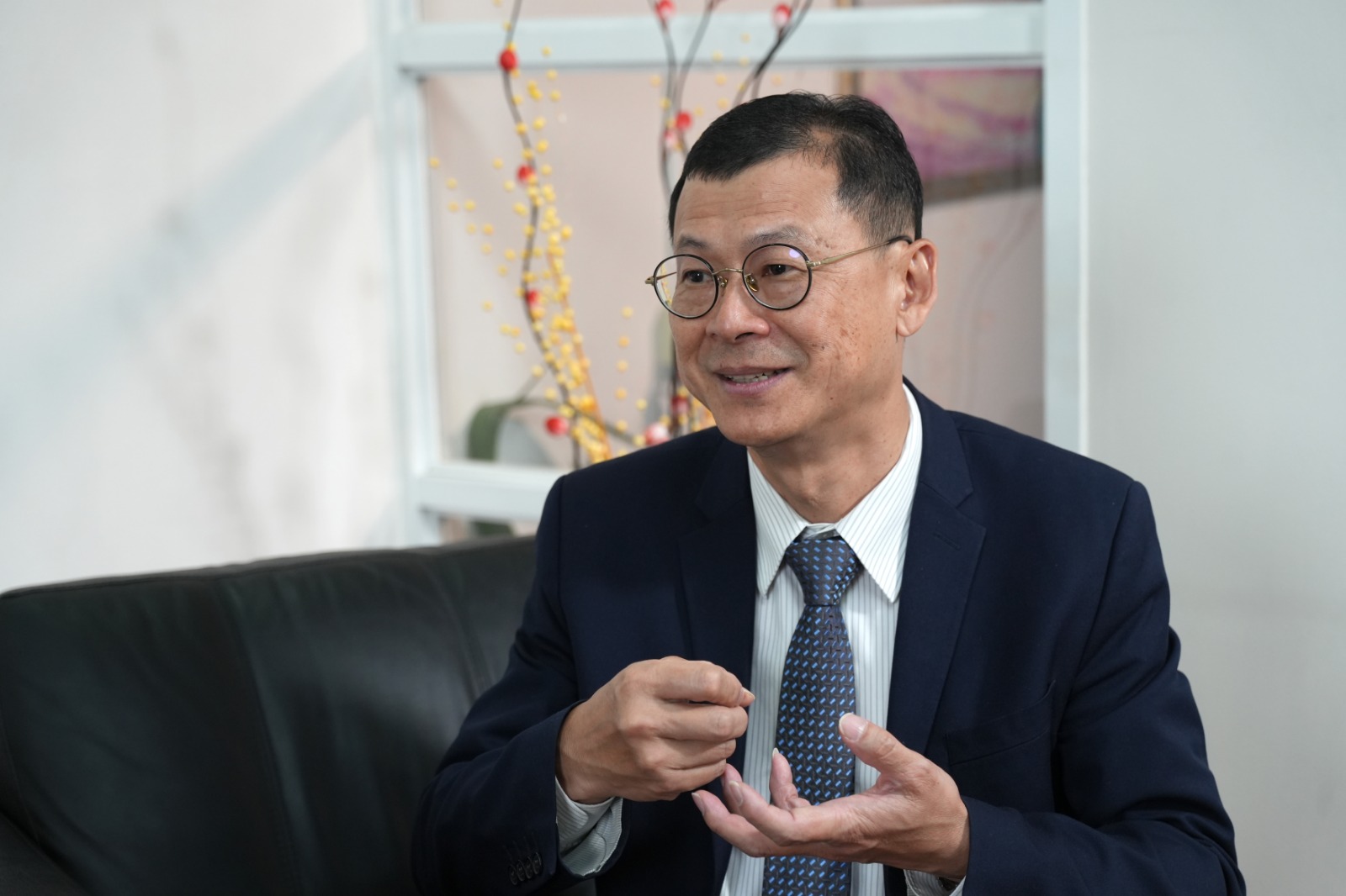 罗维坚