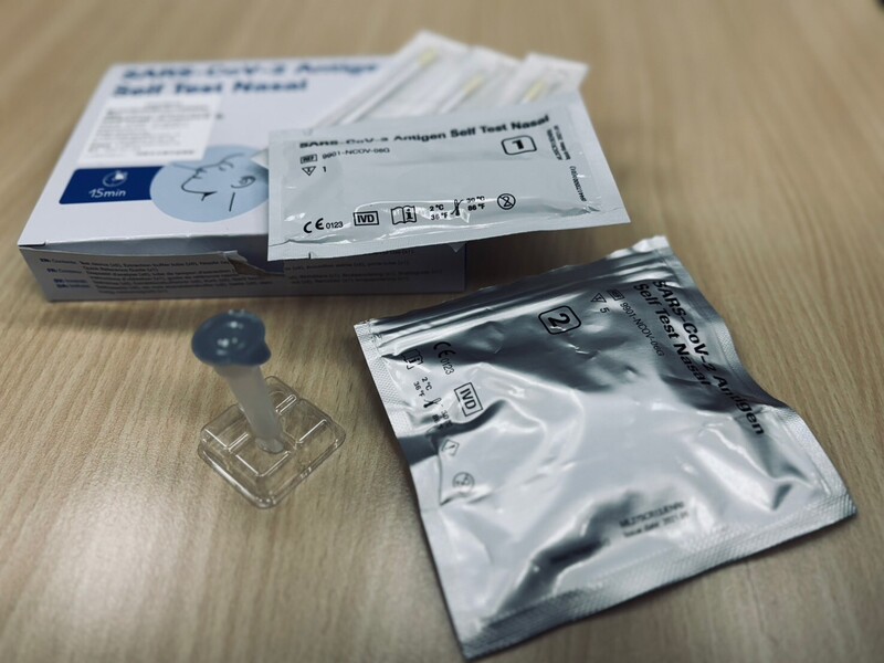 冠病疫情升温缺试剂盒 台湾卫福部长道歉