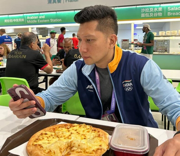 乐意考虑好机会 哈菲兹否认申请国羽教练