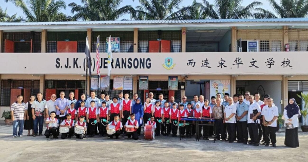 无篱笆·柱子裂·列危楼 而连突华小基建待提升