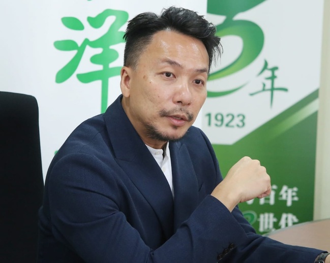 黄锦荣