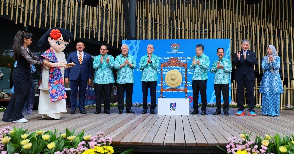法迪拉:世博会签20备忘录  大马可获80亿潜在投资