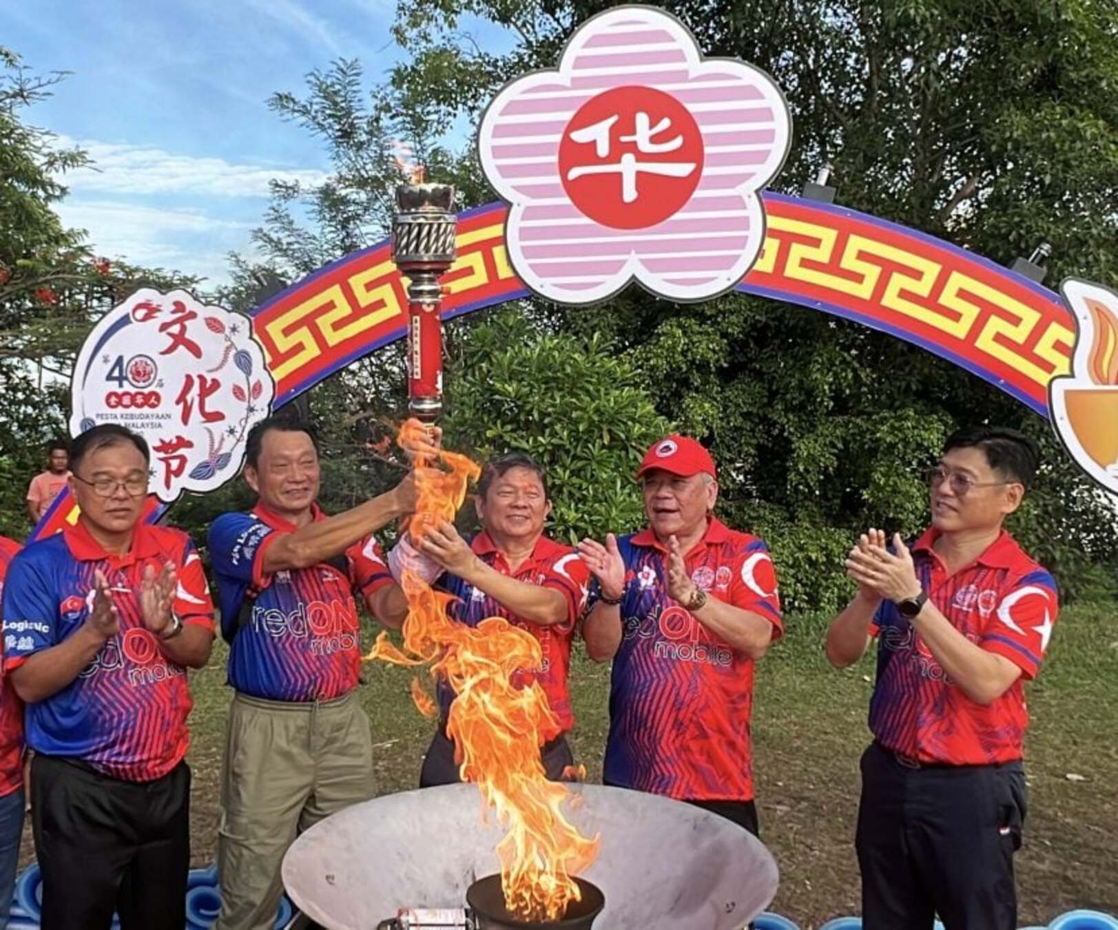 13州华堂冷对文化节 吴添泉痛批传承失责