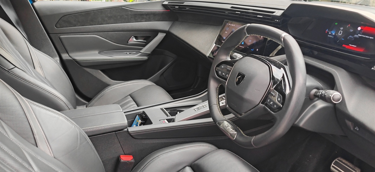 标致408 GT 动力从容不扯后腿